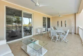 Oceanfront Resort The Palms Jaco Playa Jacó 103 CR - Image 4