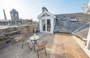 Country penthouse apartment with private terrace - Image 2