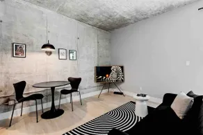 Pretty Rola #202 Modern Apt. - Image 2