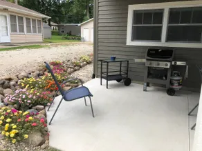 Lake Views on South Shore; no cleaning fee! - Image 5
