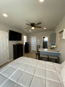 ⭐️Private stand-alone studio (Central)⭐️ - Image 3