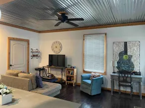 Cozy Dalton Cottage 1 Bed/1 Bath with Full Kitchen - Image 3