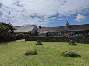 Cottage with games room (near Solva & St.David's) - Image 2