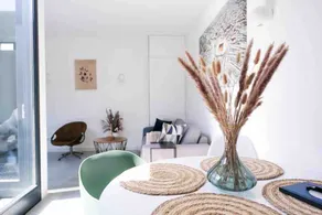 Azzavista luxury apartment. - Image 2
