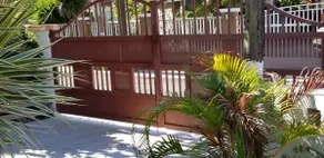 Shacks Beach#2, 2bdrm, w/ terr, BBQ, snorkeling - Image 3