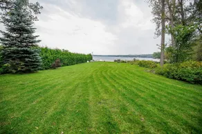 Lakefront Cottage on Crow Lake w Sauna + Hot Tub - Image 5