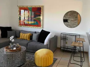 Cozy 2-bedroom townhouse. 15 Min from Fort Bliss. - Image 2
