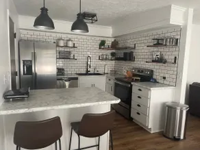 Modern Rustic Rendezvous - Image 4