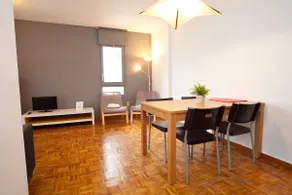 Cheap and bright with big terrace · Sants · 6 pers - Image 4