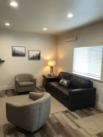 Cabin On Salmon River/Sleeps 6/ 2 Bed/ 2 Bath - Image 3