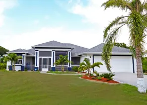 Vero Beach By Beach 8 Beds 2800 Sq Ft 11 Person Huge House Vaulted Ceilings - Image 3