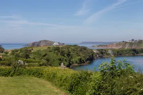 Main House at White Horses, Bantham, South Devon with panoramic sea views across to Burgh Island - Image 3