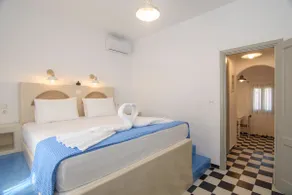 xenisis apartments - Image 3