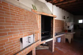 3 bedroom villa with barbecue and garden - Image 2
