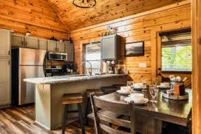 Mountain View’s•Hot Tub•Fireplace•Game Loft•Cozy - Image 4