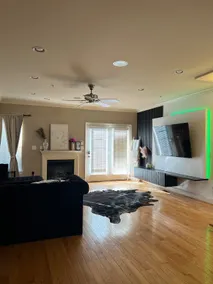 Luxury Living w/Parking close to Everything - Image 3