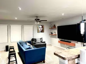 King Ste W/Fireplace/120”CurvedScreenMovieTheater - Image 5