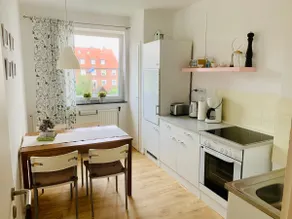 Cozy apartment with sea view - Image 3