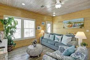 Toucan Tango- Golf Cart Friendly | 3BD Home! - Image 2