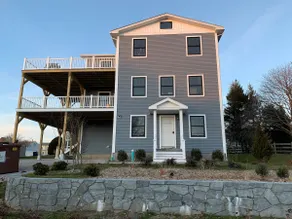 Coastal Paradise! Stunning Water Views, Steps From Beach, Perfect Family Getaway - Image 2