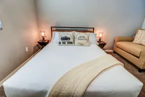 The Farmhouse Guest Suite - 8 minutes to Airport! - Image 3