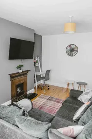 Gateshead Serviced Apartment Ideal for Contractors and Vacationing - Image 3