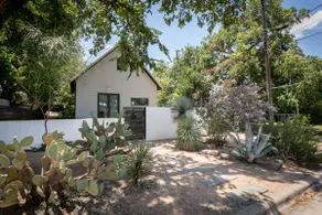 Modern East Austin Bungalow - Image 3