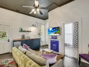 The Christopher Suite @The Ellison House w/ Pool - Image 3