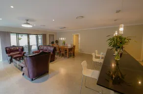 Luxury Golf House - Image 4