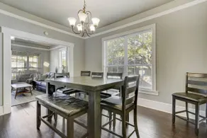 Adorable 3BR 1930s bungalow centrally located - Image 5