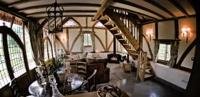 Ebony Cottage - Image 4