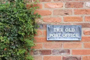 The Old Post Office pretty village 20min from York - Image 3