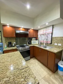Beautiful house with a 2 minute walk from beach. - Image 3