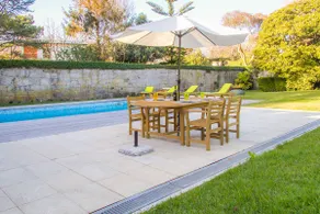 Liiiving in Porto | Oporto Garden Pool House - Image 4