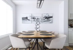 Stylish, Modern 4 Bdrm Home in Convenient Location - Image 5