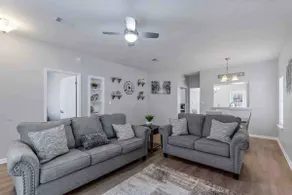Modern 3BR Home near Busch Gardens W/ free WiFi - Image 2