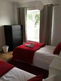 4 Bed House next to Basildon Town Centre - Image 3
