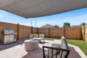 Cozy 3 Bed 2 Bath With Hot tub and patio fireplace - Image 5