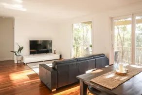 Hunter Valley House at Cypress Lakes Resort - Image 2