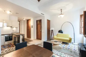 CHARMING 2-ROOM APARTMENT IN RUZAFE AIR CONDITIONER+WiFi - Image 3