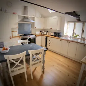 Beautiful Restored Cottage in the heart of Dorset. - Image 2