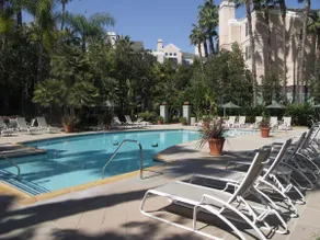 TrendyTropical Resort Penthouse-Dsny,Irvine,Nwprt - Image 2
