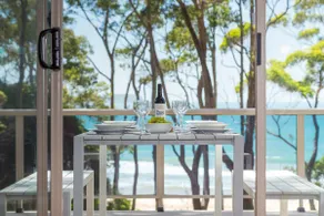⁕Absolute Beachfront Penthouse - Denhams Beach - Image 2
