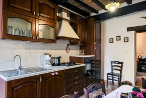 La piazzetta in the medieval castle of Saragano - Image 4