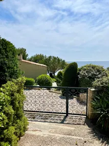 Chez-Aline, vacation home in Provence, sleeps 8, pool, ocean view, beach 2 min away - Image 2