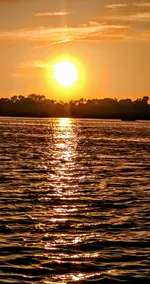 The Little Barbee Lodge *Lake Access* - Image 2