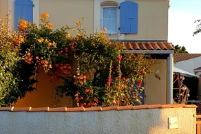 Charming house near the beach - Image 2