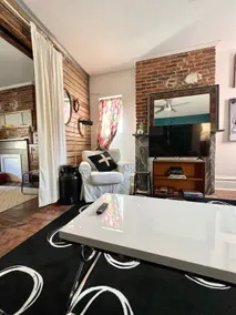 Lovely Private Bloomfield Apt Amazing King Bed - Image 2