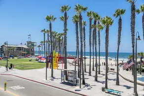 Ocean View 3BR Condo Steps from the Beach & Sunset - Image 5