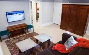 Cozy Beltline Bungalow - Image 4